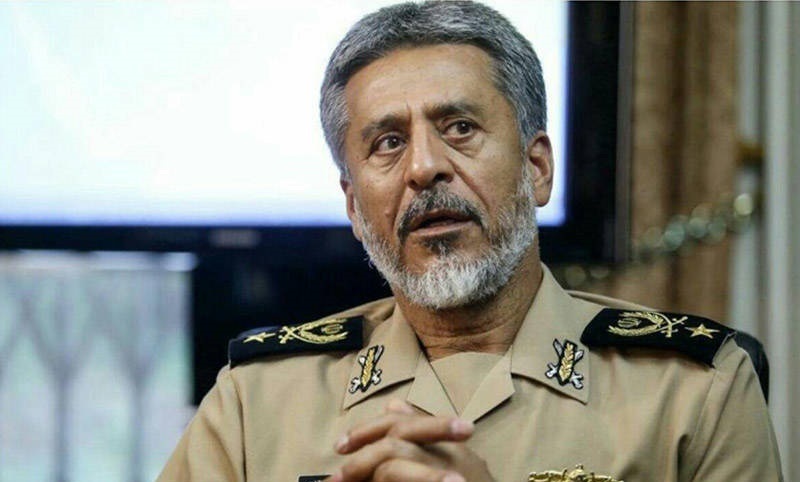 دریادار سیاری:  تاکنون ۲۳ نفر از پرسنل ارتش در مبارزه با کرونا به شهادت رسیده‌اند