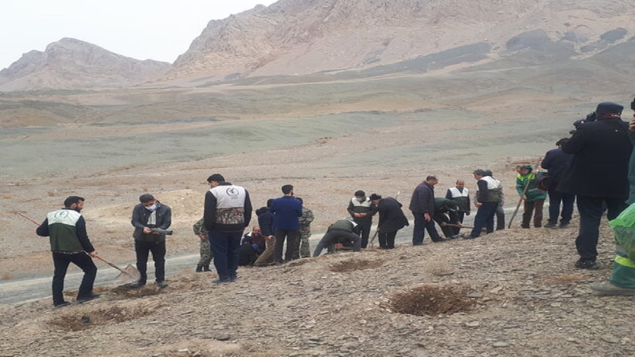 بهره‌برداری از ۸ طرح منابع طبیعی و آبخیزداری در استان اصفهان
