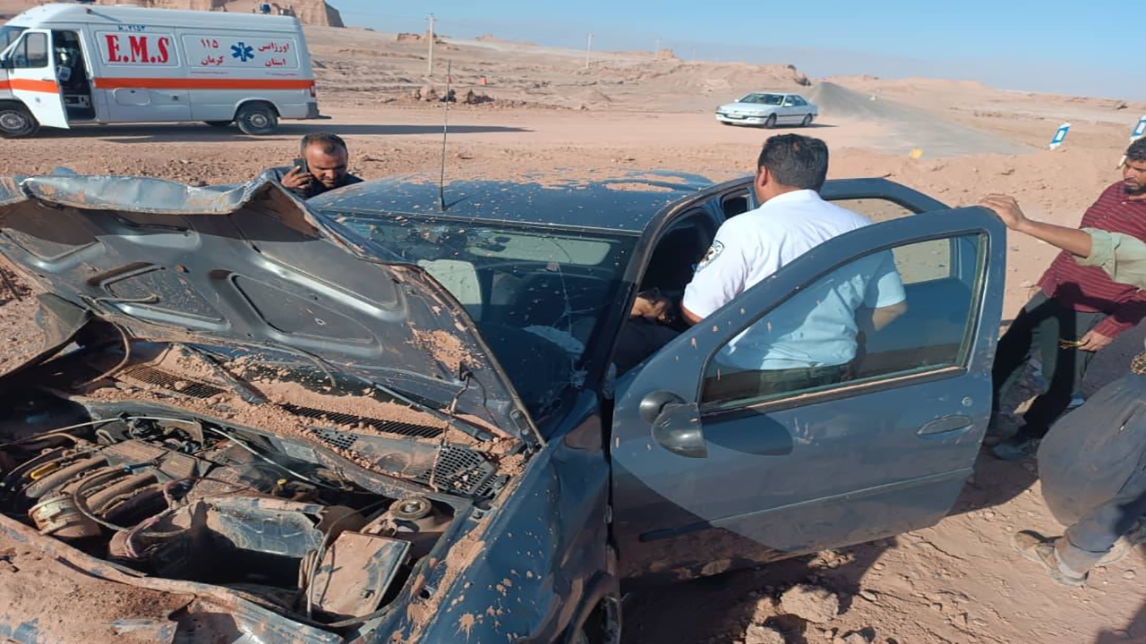 مانع شنی جان یک نفر را در جاده شهداد -نهبندان گرفت