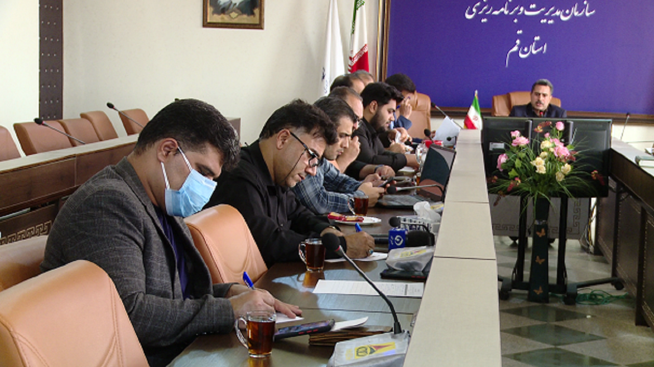کوتاهی بانک‌های قم در پرداخت تسهیلات