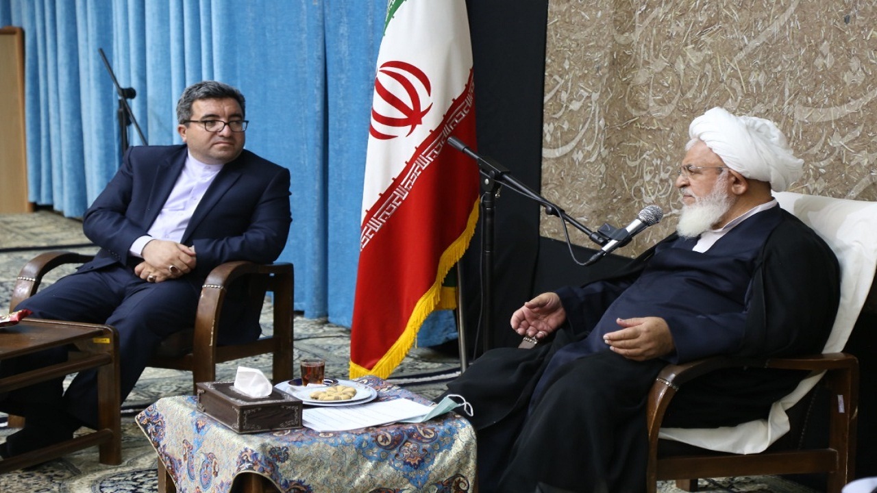 دستگاه قضا به تمام مسائل مهم کشور ورود کند/نیاز نگاه جدی به کم آبی استان یزد