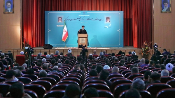 رئیس جمهور: دانشگاهی می‌خواهیم که هم خودش و هم جامعه را نجات دهد