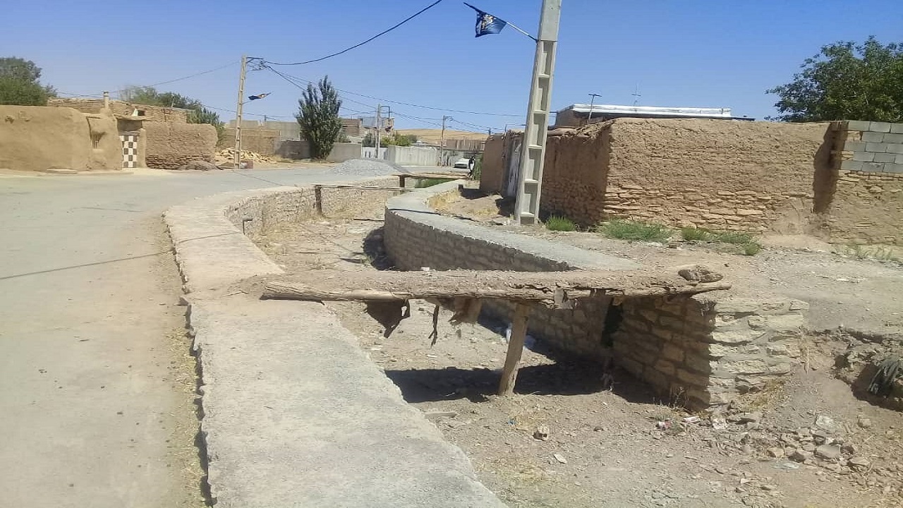 اتمام دیوار کشی رودخانه نیمه کاره روستای "گل کهریز" مستلزم تامین اعتبار