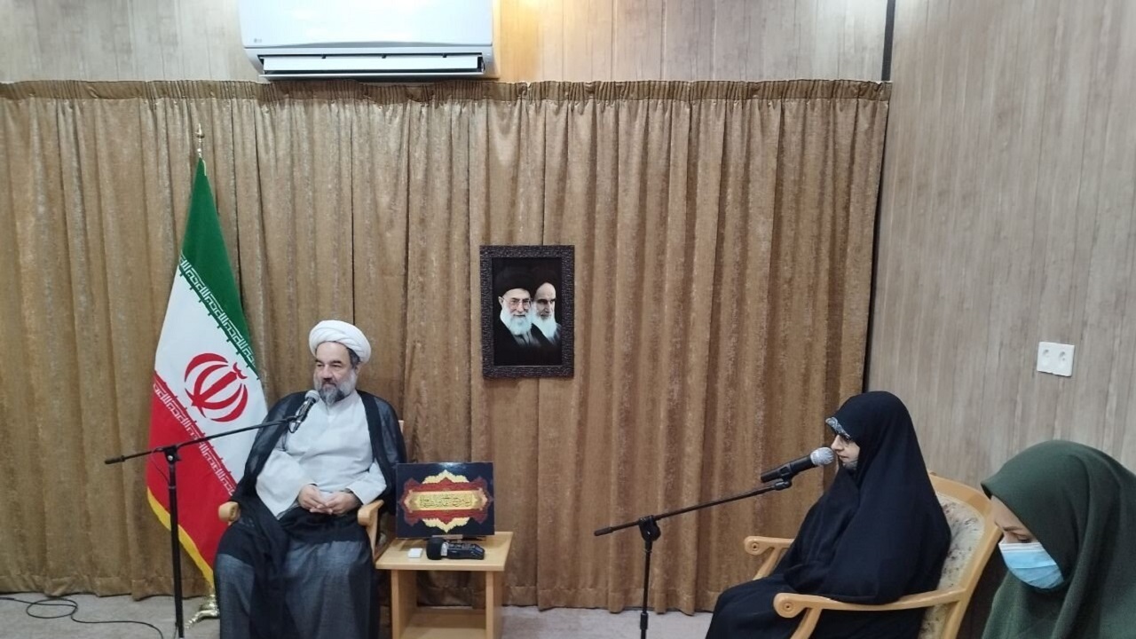 تشکیل صندوق ضمانت مهمترین اقدام دولت برای اشتغالزایی زنان سرپرست خانوار است