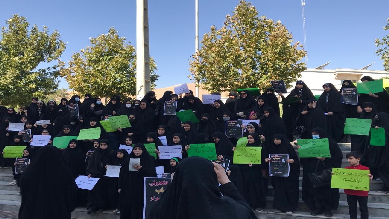 تجمع بانوان سنندجی در حمایت از عفاف و حجاب
