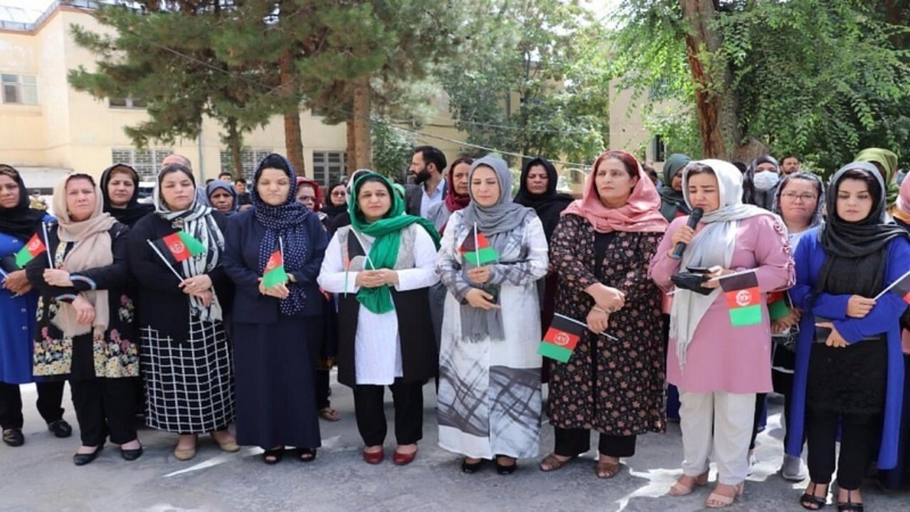 ۱۵ درصد حضور زنان کارمند در ارگان‌های دولتی کاهش یافته است