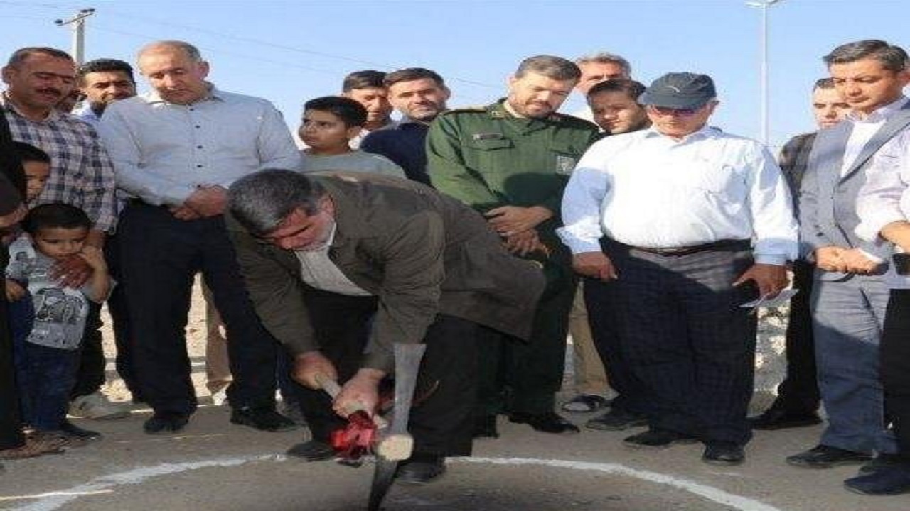 طرح نهضت ملی مسکن شهرستان بناب کلنگ‌زنی شد
