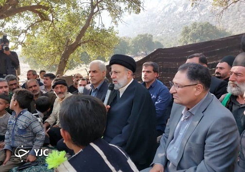 سفر صبح گاهی رئیس جمهور به خوزستان + عکس و فیلم سفر صبح گاهی رئیس جمهور به خوزستان + عکس و فیلم