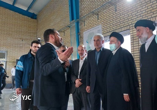 سفر صبح گاهی رئیس جمهور به خوزستان + عکس و فیلم سفر صبح گاهی رئیس جمهور به خوزستان + عکس و فیلم