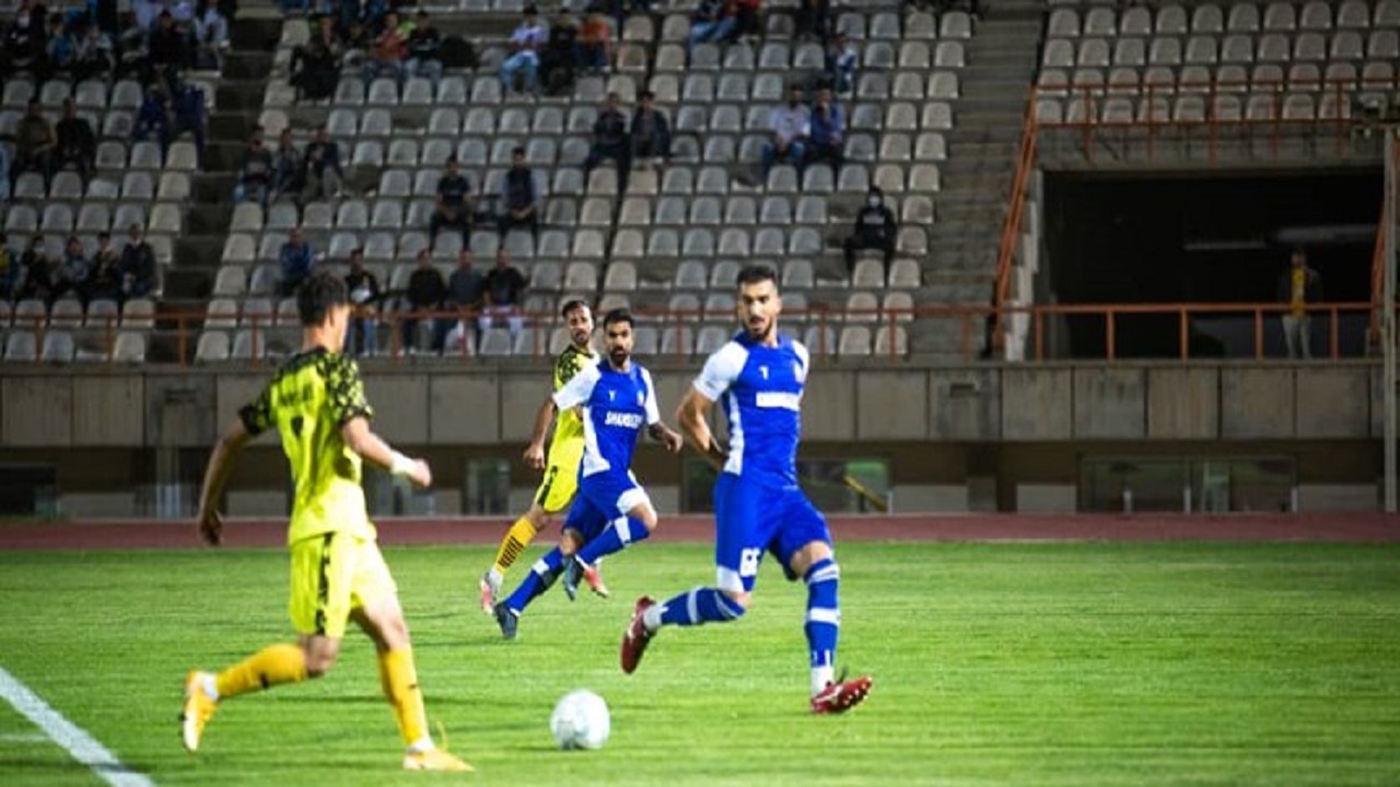 ادامه صدر نشینی شمس آذر قزوین