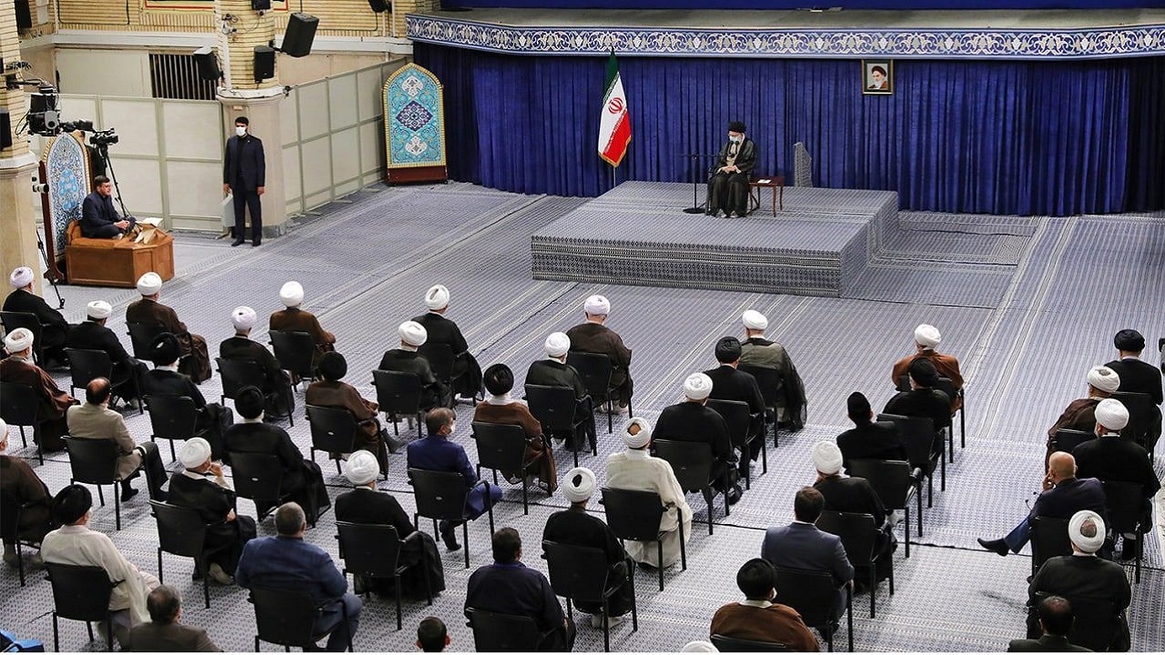 رهبر انقلاب: جمهوری اسلامی با الهام از اهل‌ بیت اژدهای هفت‌سر استکبار را عقب راند و پیشرفت کرد/  ایران دخالتی در کشور‌های دیگر ندارد