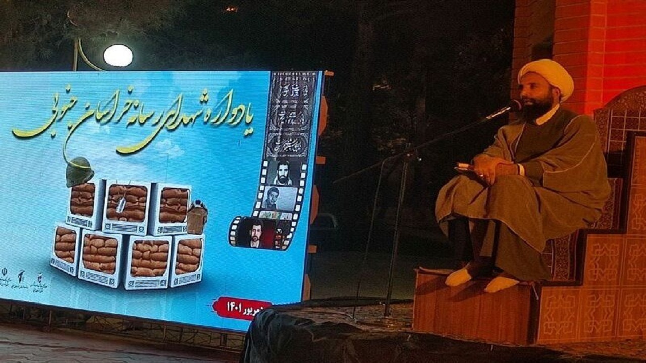 آرامش و امنیتمان را مرهون خون شهدا هستیم