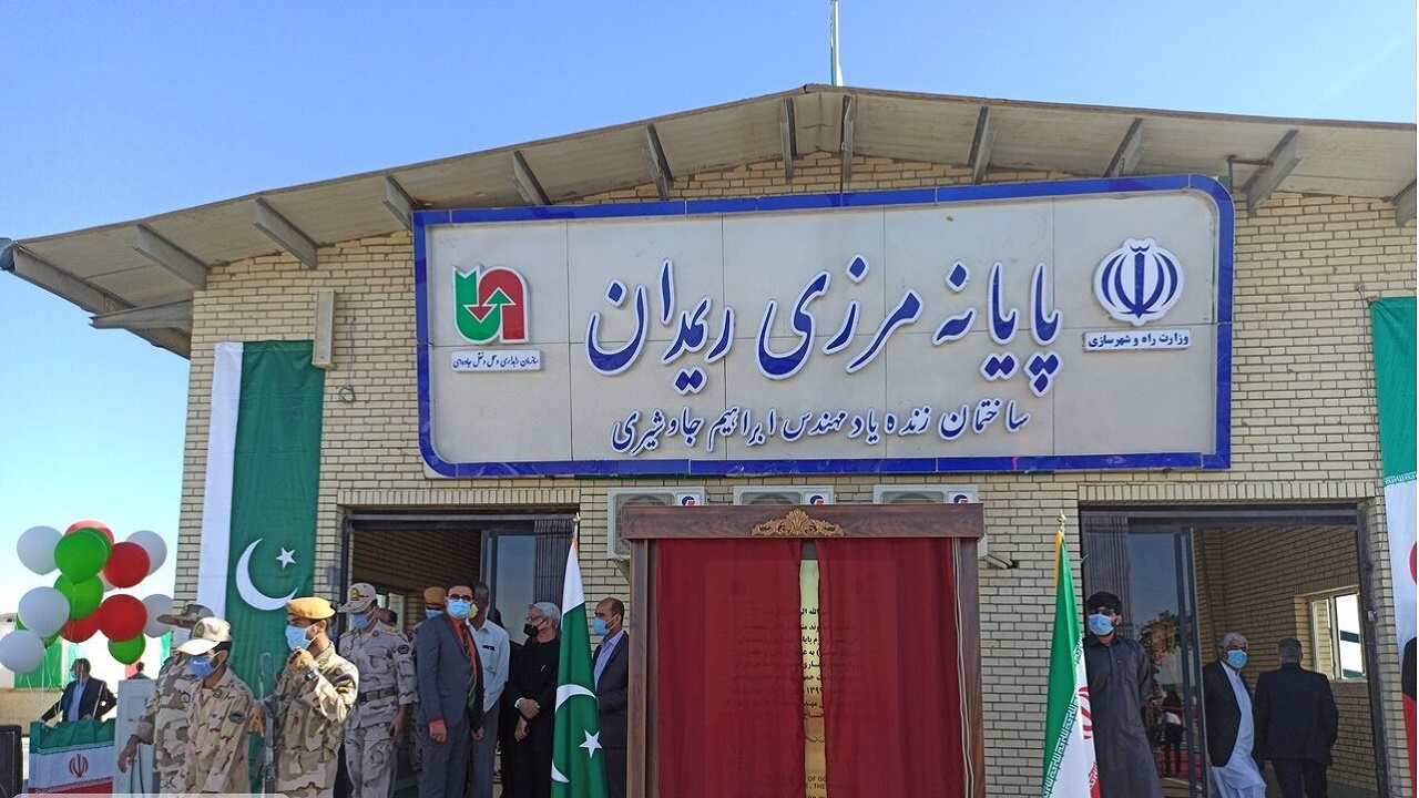 خدمات بهداشتی به زائران پاکستانی در مرز ریمدان