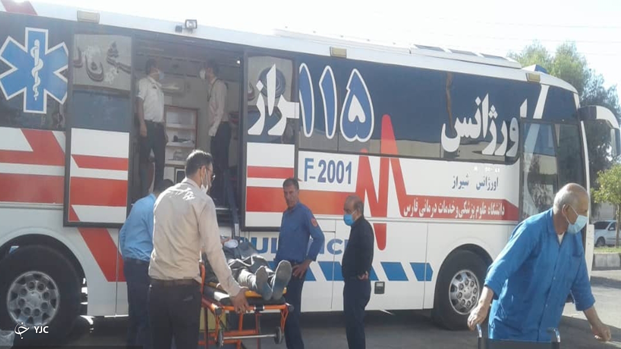 ۱۴ مصدوم در حادثه رانندگی سروستان