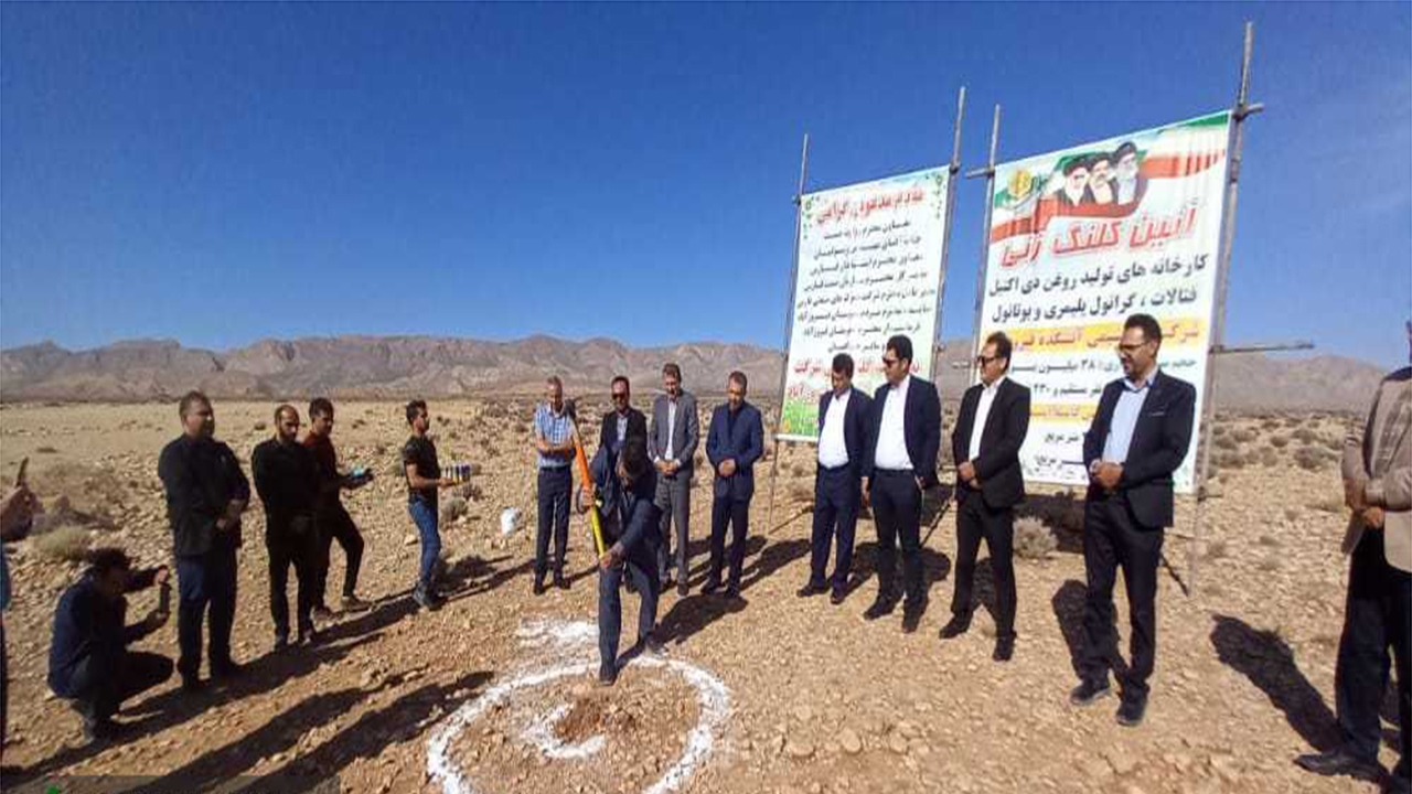 آغاز ساخت کارخانه‌های پتروشیمی فیروزآباد