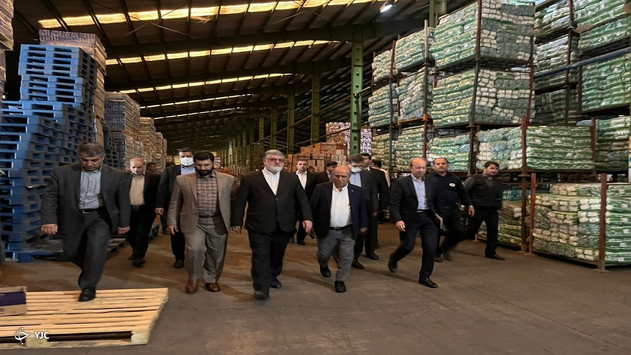 مدیران، حامی تولیدکنندگان استان هستند