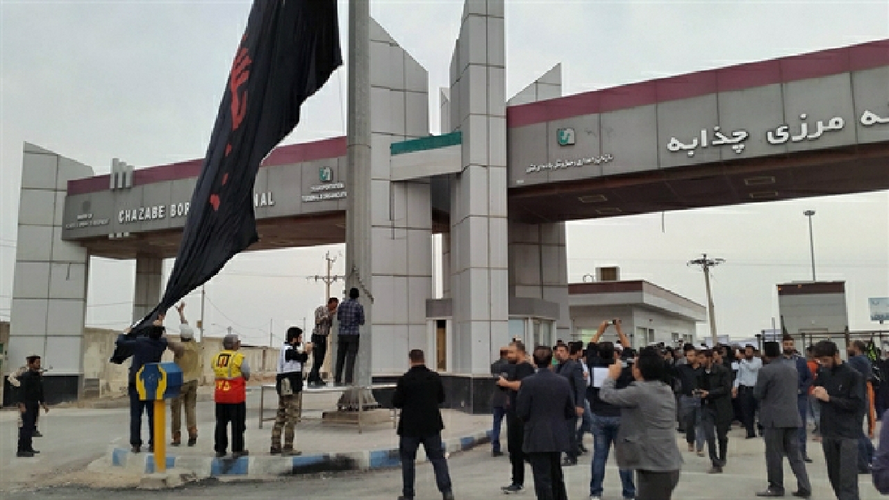 صادرات کالا به عراق از مرز چذابه به دلیل آماده نبودن دولت بغداد متوقف شد