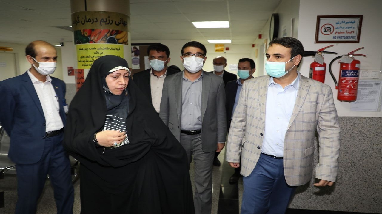 بررسی وضعیت بیمارستان شهدا با حضور معاون درمان وزارت بهداشت