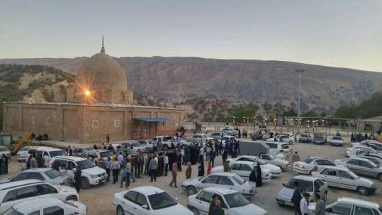 خدمات‌دهی موکب سادات امام‌زاده علی(ع) به زائرین کربلا