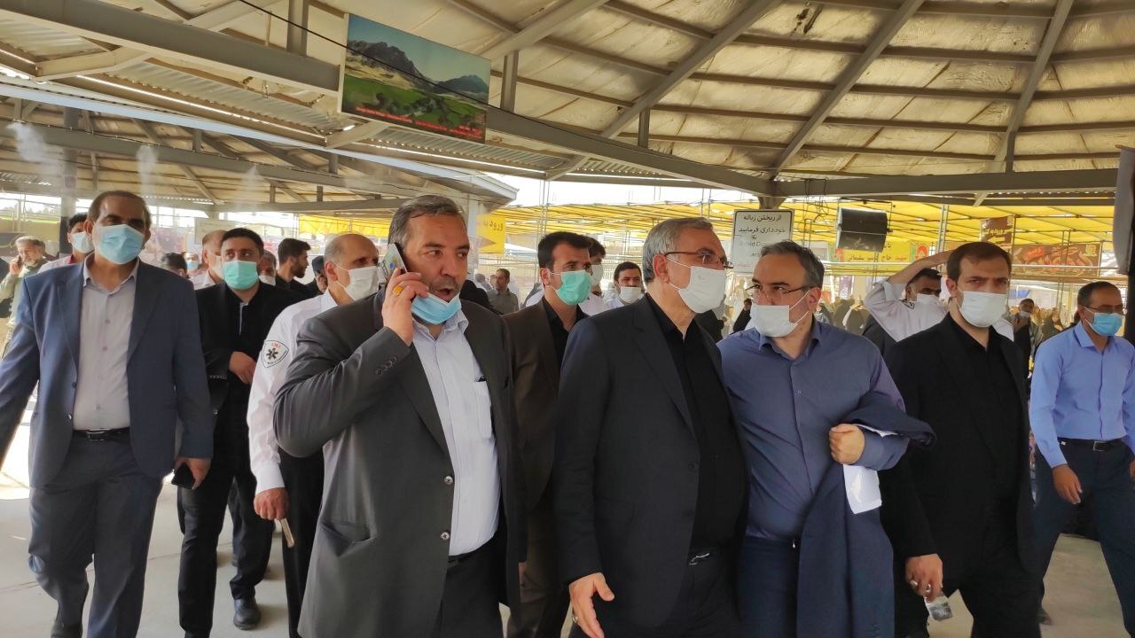 بازدید وزیر بهداشت از پایانه مرزی مهران