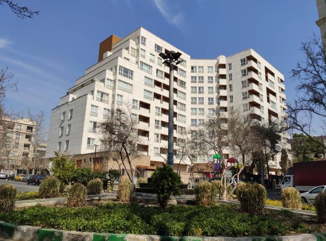 برجی در تهران