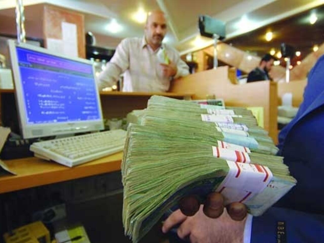 دستورالعمل ناظر بر حساب سپرده تجاری و خدمات بانکی مرتبط با آن ابلاغ شد