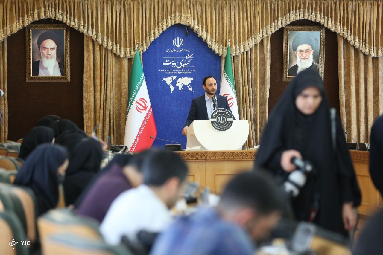 پرواز زوار اربعین به سوی عراق از ۱۰ فرودگاه بین المللی کشور انجام می‌شود/ آمریکا باید از زیاده‌خواهی دست بردارد/ ۷ هزار معلم برای جذب معرفی شدند