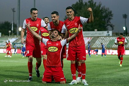 لیگ برتر فوتبال/ هوادار تهران ۱ - پرسپولیس تهران ۳