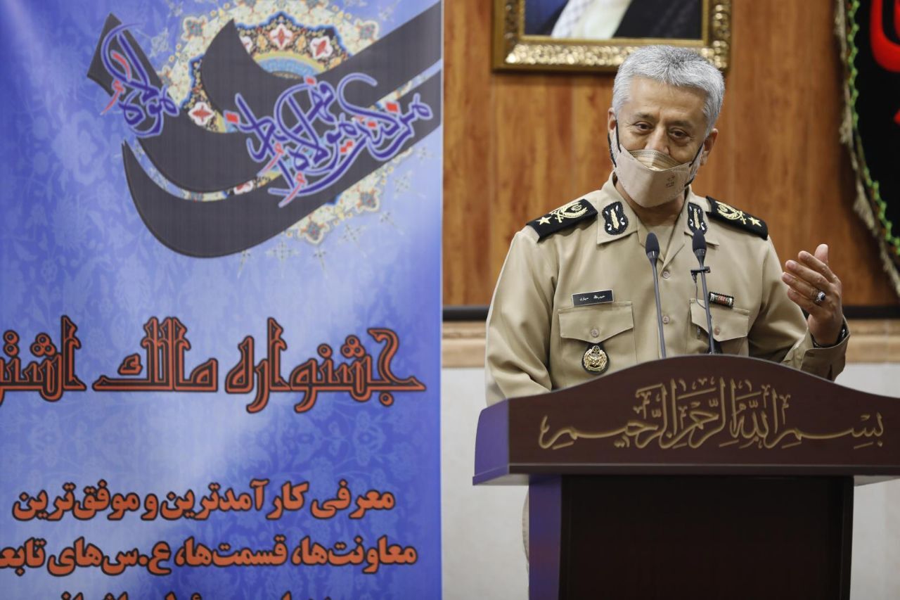 دریادار سیاری: روزی نیست که در ارتش شاهد اجرای برنامه‌ای اثرگذار نباشیم