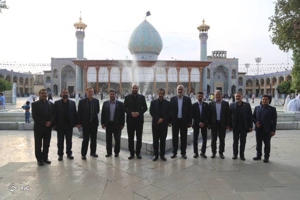 دیدار رئیس سازمان ملی استاندارد با خانواده شهید مدافع حرم