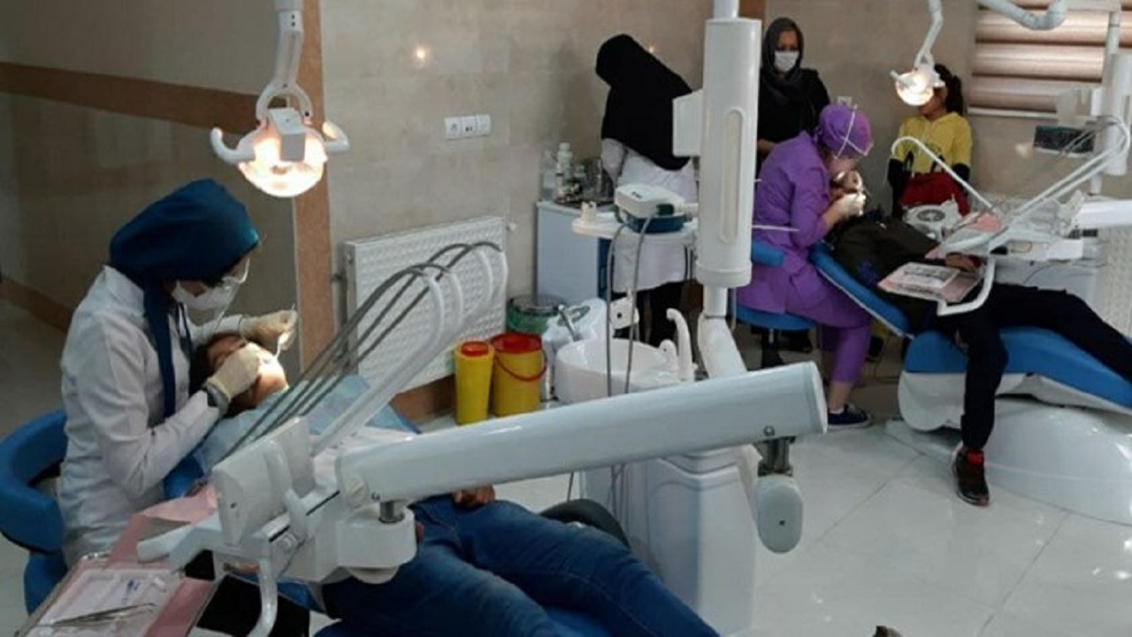 خدمات رایگان دندانپزشکی به مددجویان کمیته امداد امام خمینی (ره)