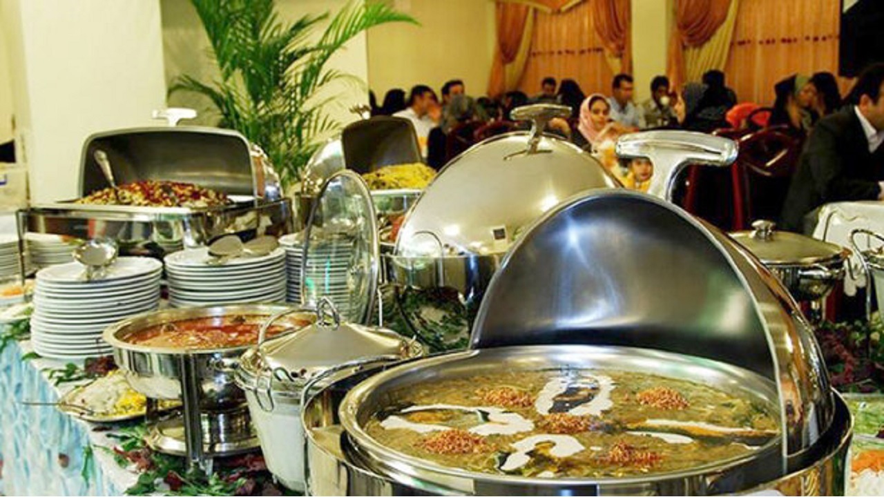 چگونه دورریز غذا‌ها را کم کنیم؟
