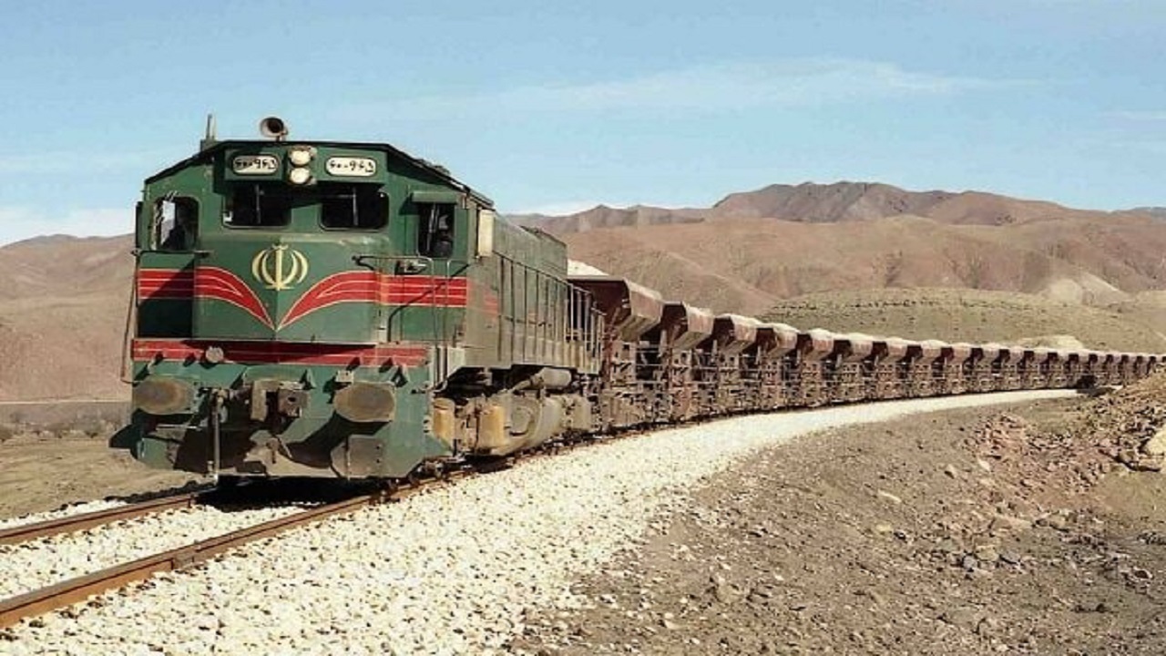 رشد ۱۴۱ درصدی تناژ تخلیه و ۴۹ درصدی جابجایی مسافر