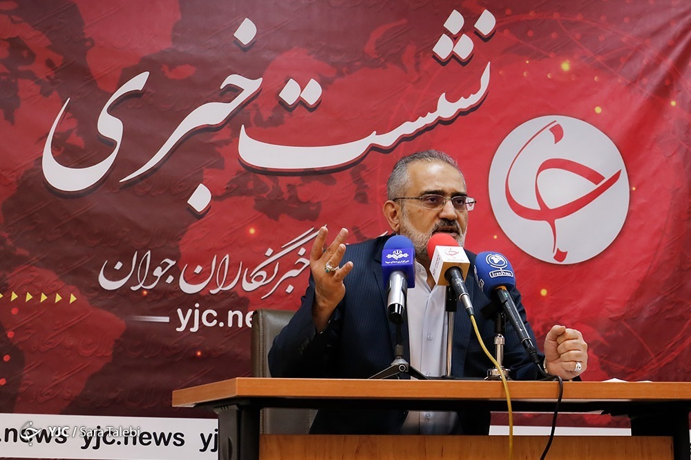 معاون پارلمانی رئیس‌جمهور: نمایندگان مجلس از روند مذاکرات لغوتحریم ها با خبرند/ اهمیت کنترل قیمت‌ها دلیل تاسیس وزارت بازرگانی است