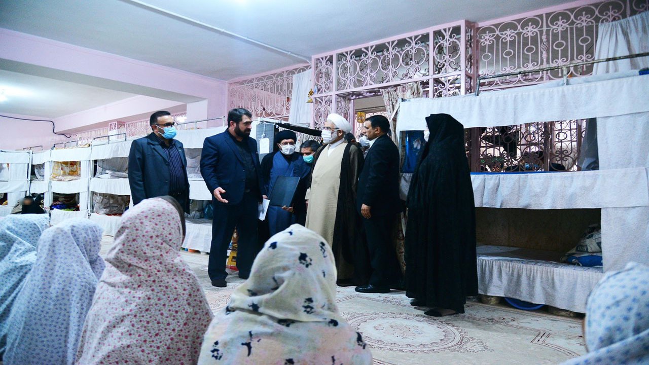 بازدید دادستان کل کشور از زندان مرکزی شیراز/تلاش در جهت مسائل فرهنگی و کاهش جرم