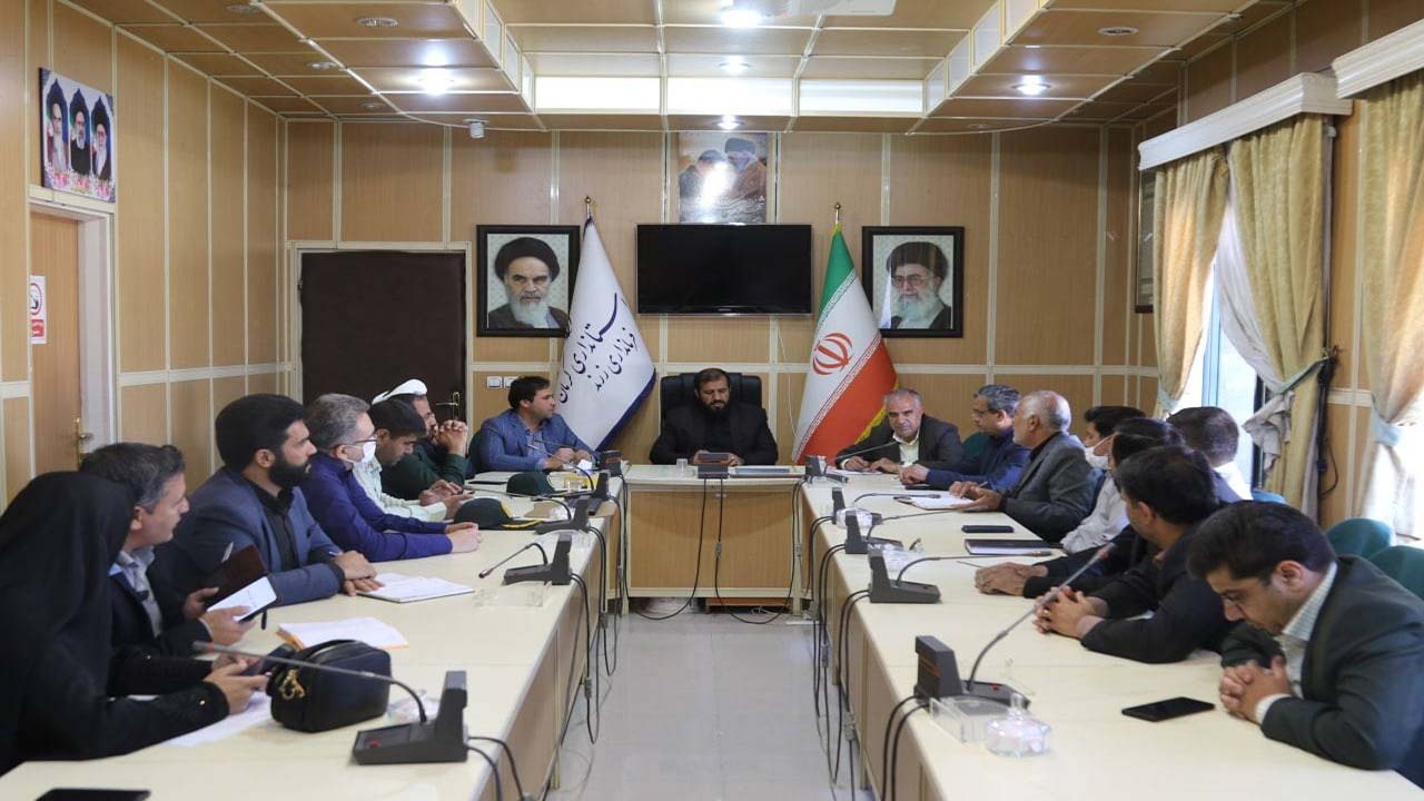 برگزاری همایش پیاده روی خانوادگی در زرند