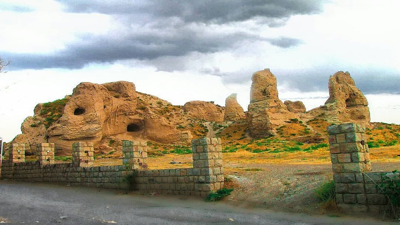 قلعه ۶ هزار ساله یالدور در آستانه ویرانی + فیلم
