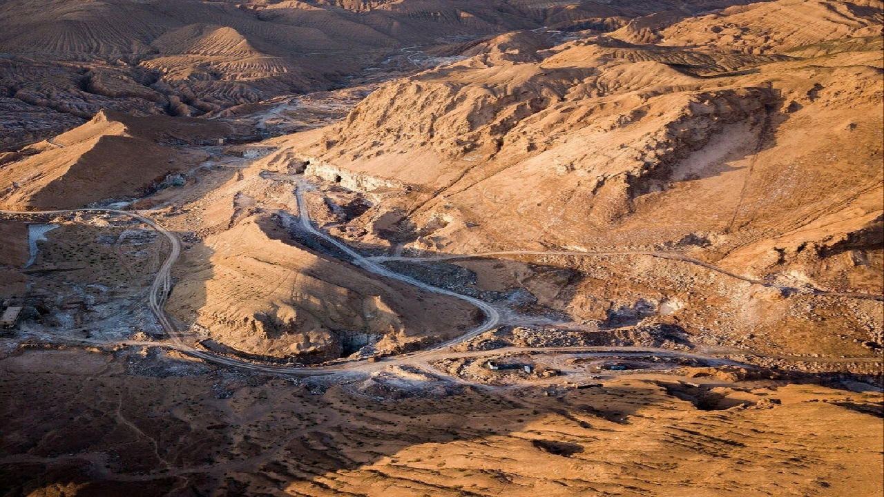 صدور ۱۴۰ پروانه اکتشاف معادن در استان قزوین