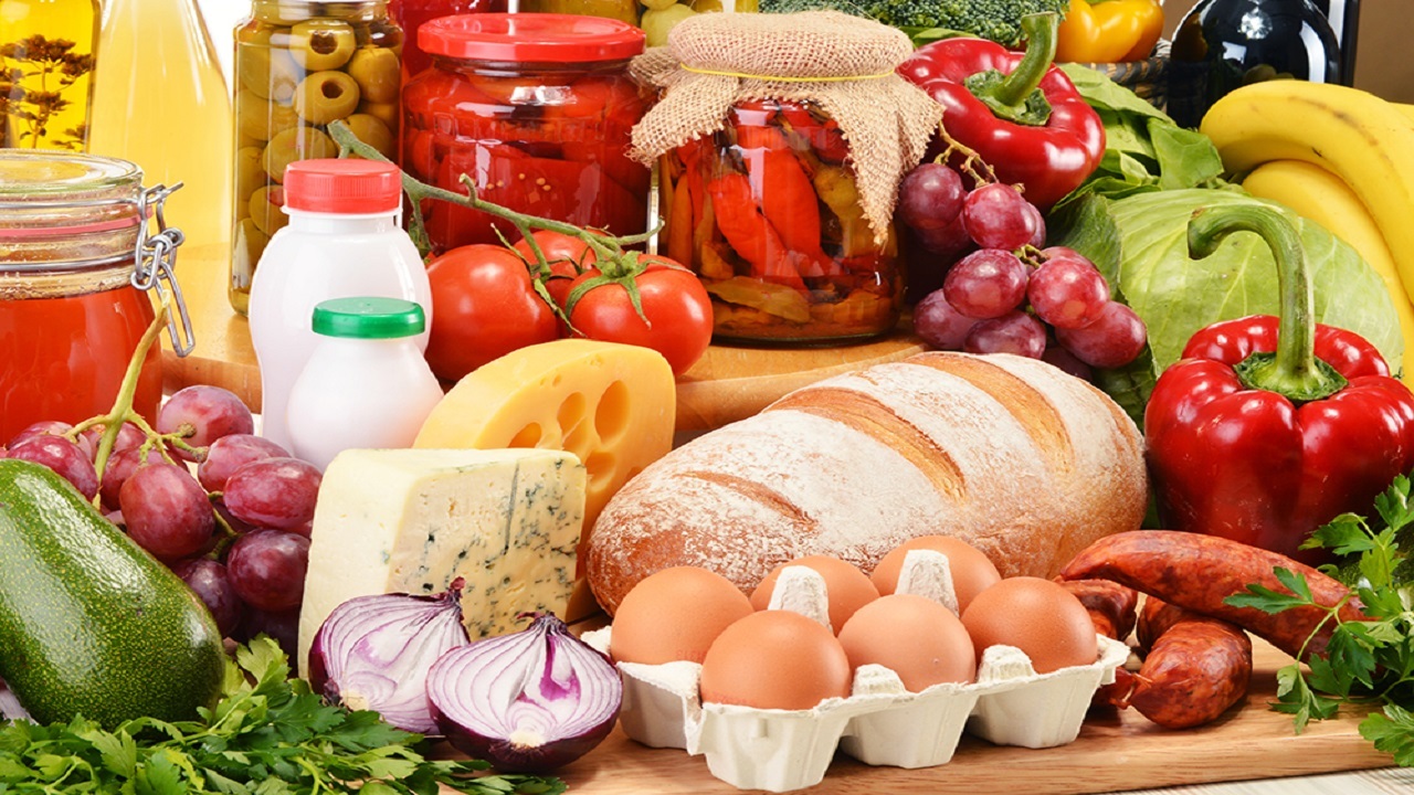 آیا غذایی وجود دارد که بتوان برای همیشه با آن زنده ماند؟