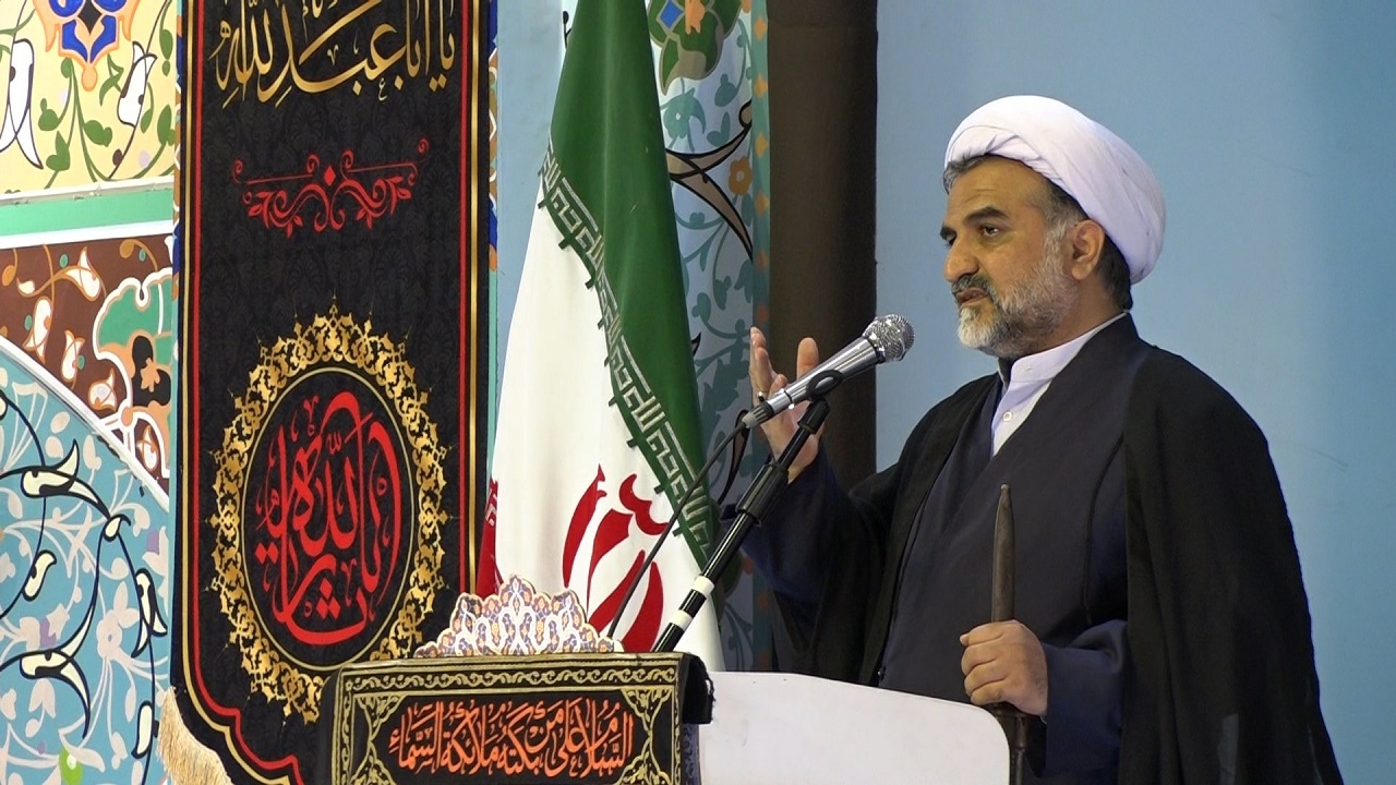 پیاده روی اربعین اتحاد و شکوه شیعیان است