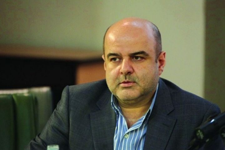 علت مطالبه دلار از سوی برخی پزشكان فرار مالیاتی نیست/ تعرفه‌ها واقعی نیستند