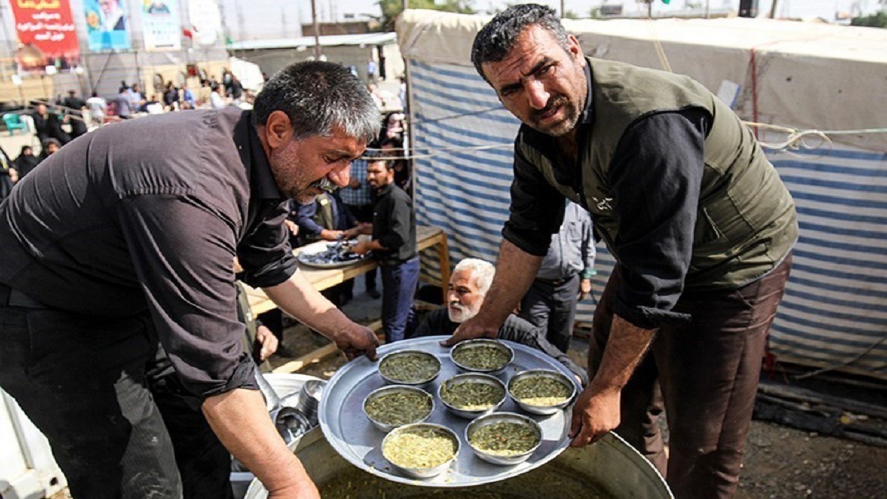 برپایی مواکب روستائیان گچساران برای خدمت به زوار اربعین