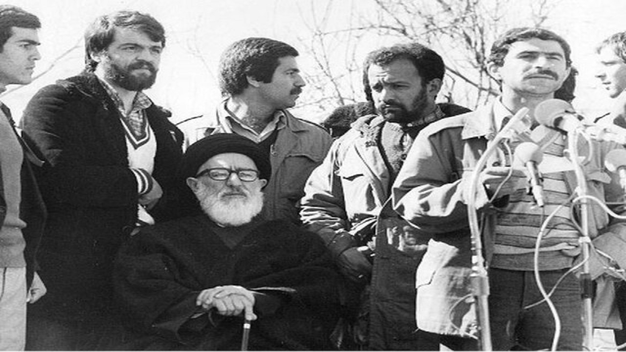 کاری که منافقان با آیت‌الله کردند
