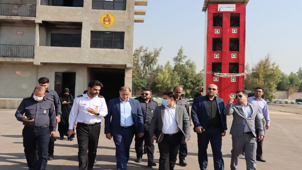 مرکز علمی کاربردی علوم و فنون ایمنی و آتش نشانی در شیراز راه اندازی می‌شود + تصاویر