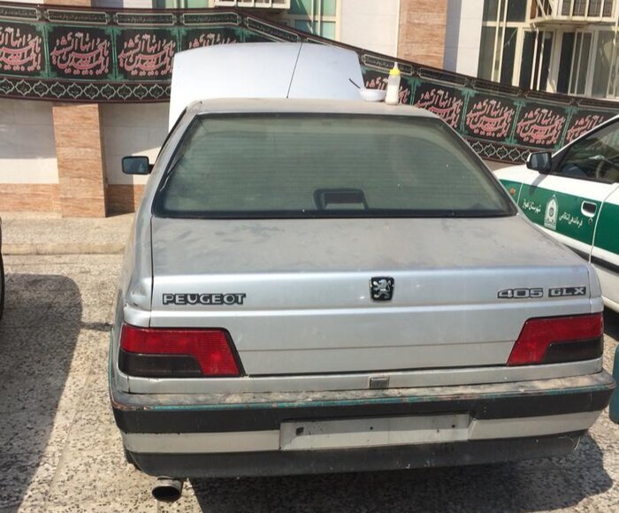 کشف پژوی سرقتی حامل موادمخدر در عملیات پلیس قلعه گنج