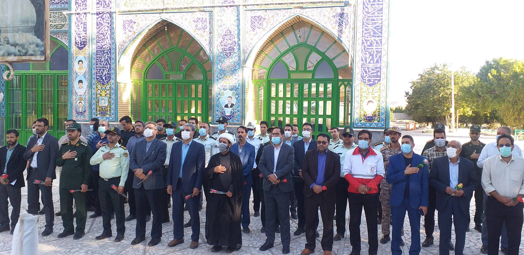 ادای احترام دولتمردان به شهدا کوهبنان ادای احترام دولتمردان به شهدا کوهبنان