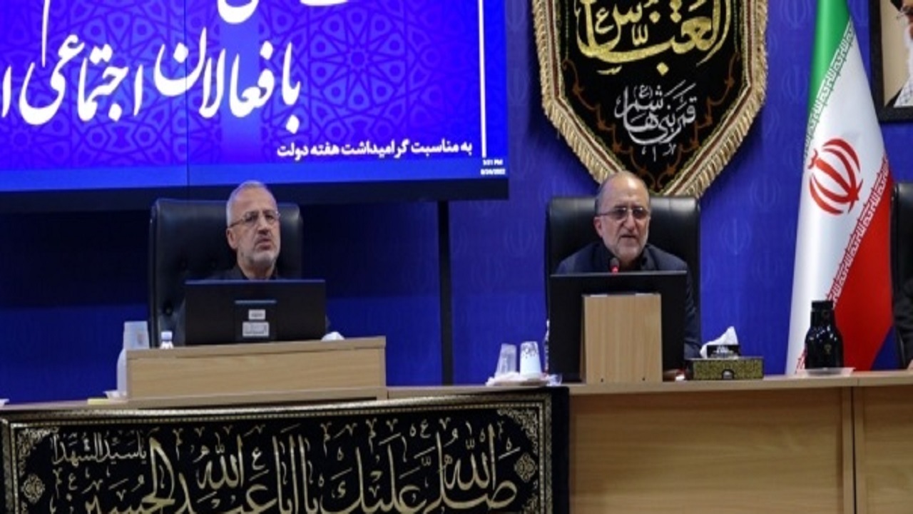 تشکل‌ها  با اتکای بر روحیه جهادی به پیش بروند