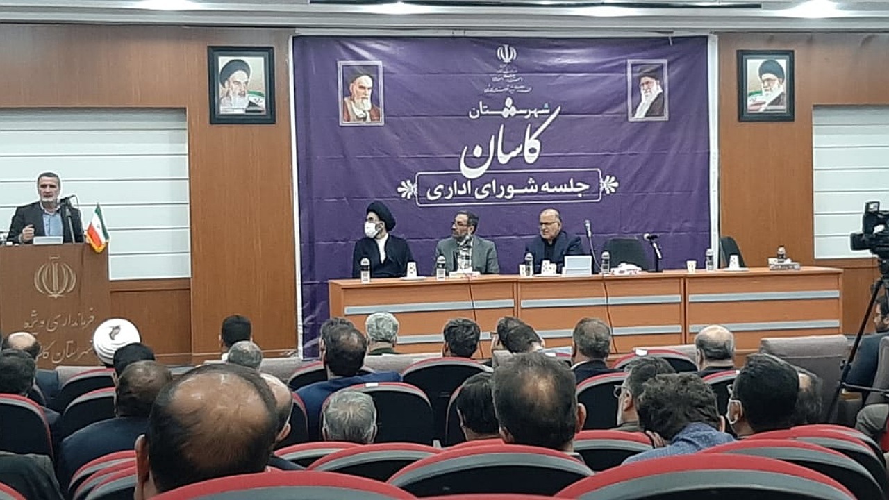 ‌افتتاح و کلنگ زنی ۱۷ طرح کاشان در هفته دولت