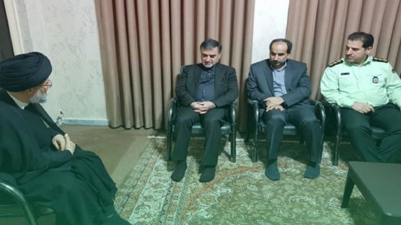 استاندار مازندران وارد تنکابن شد