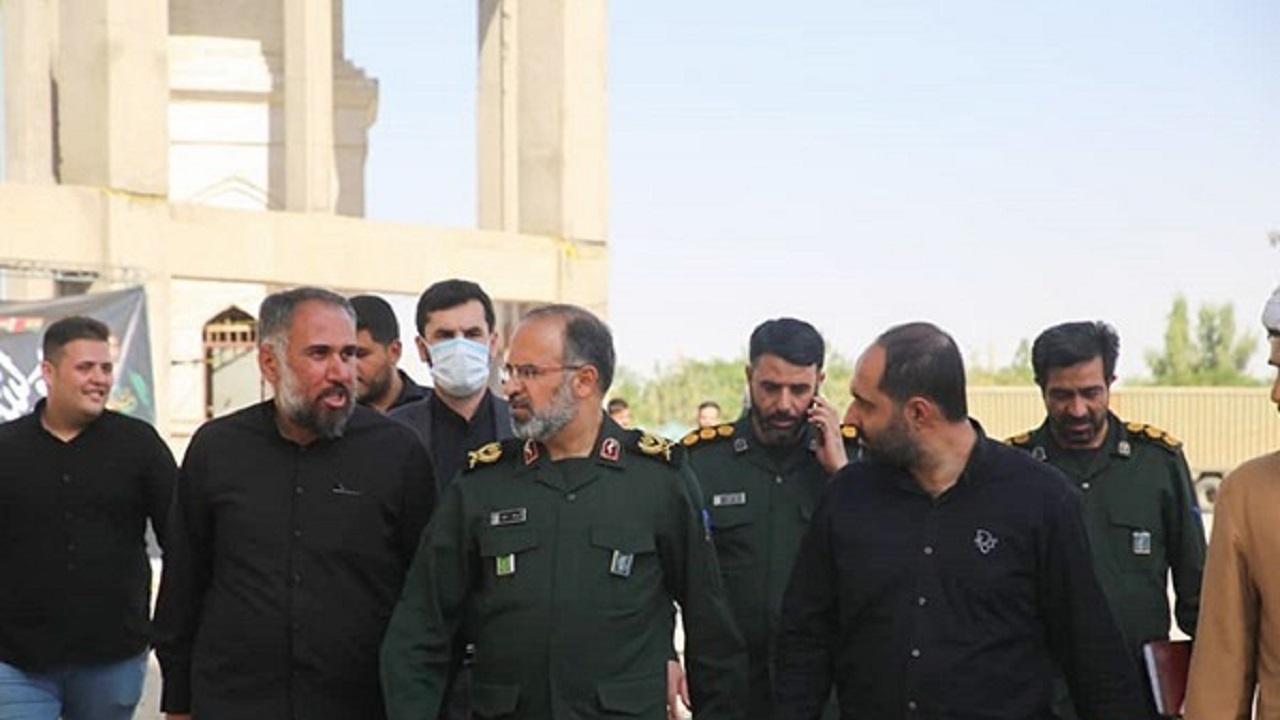 بازدید فرمانده سپاه قم از قرارگاه مردمی اربعین